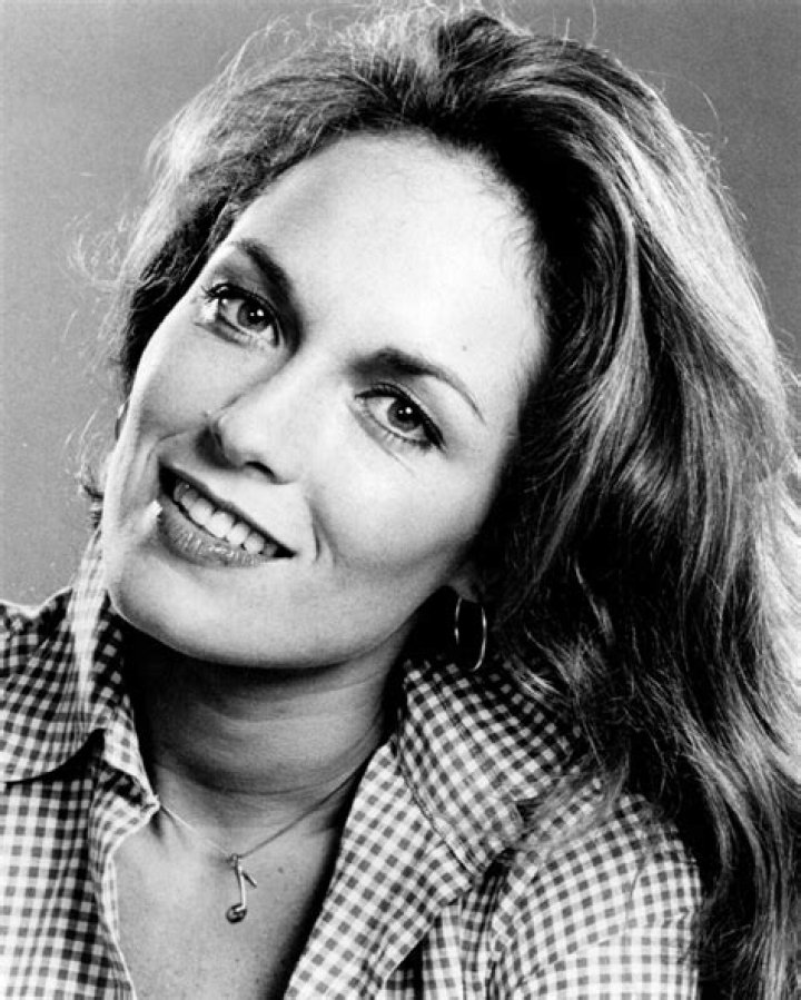 Catherine Bach Now: A Glimpse into the Life of the Renowned Actress