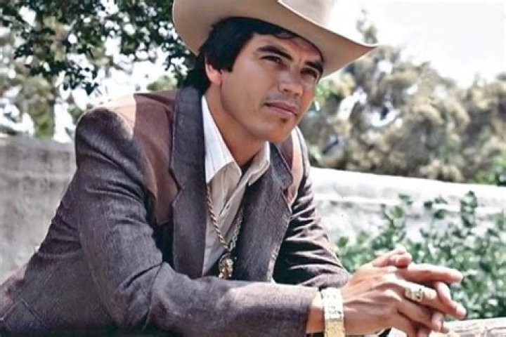 PicoZ | Chalino Sanchez