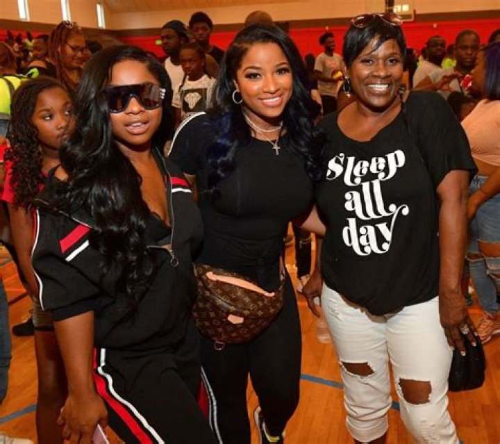 Toya Wright Celebrates Her Mothers Birthday With Gorgeous Photos Fans Say She Looks Young And